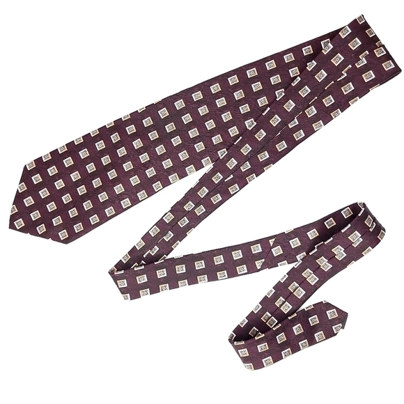 100% Silk Munsingwear Corporate Gear Brown Square Patterned Formal USA Tie - Picture 2 of 12